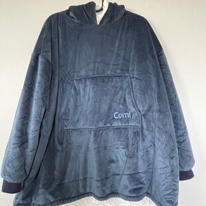 the Comfy Oversized Hoodie Blanket.
Youth Size. Blue